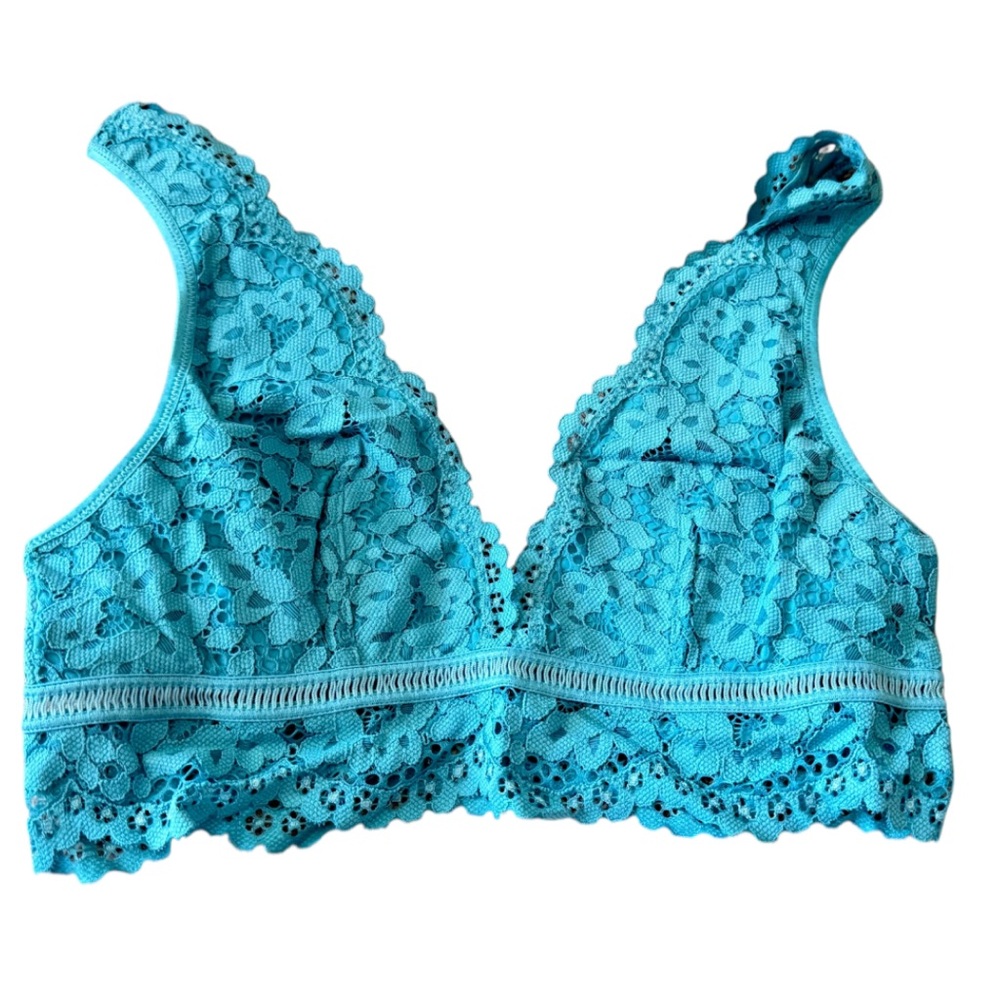 Victoria's Secret Blue Lace Bralette with Floral Pattern. NWOT size M